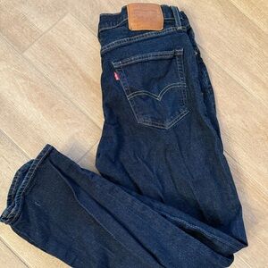 Men's Levi’s Dark Wash Blue Jeans